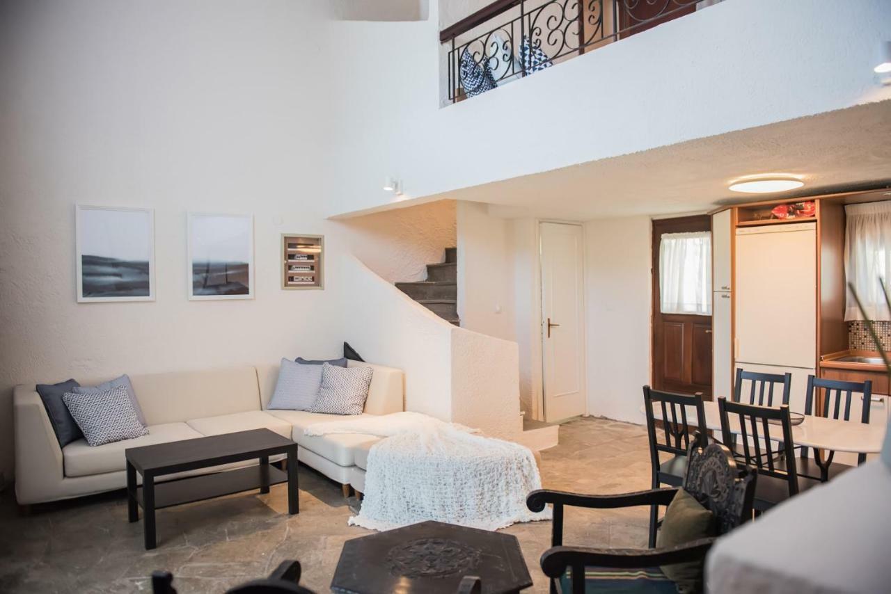 White Blossom Villa #Fourka Skála Foúrkas Екстериор снимка