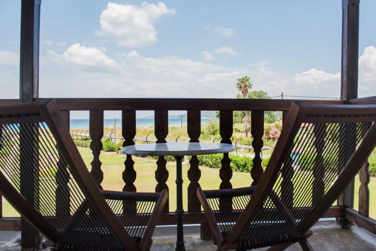 White Blossom Villa #Fourka Skála Foúrkas Екстериор снимка