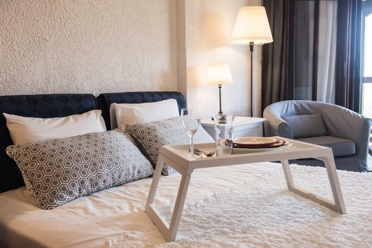 White Blossom Villa #Fourka Skála Foúrkas Екстериор снимка